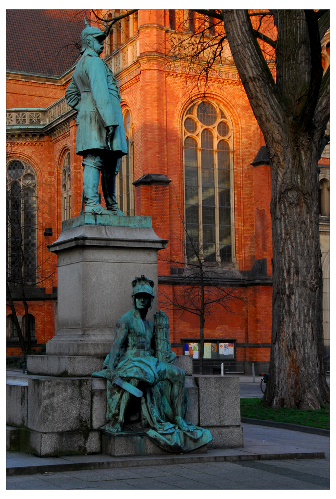 Düsseldorf, monumento (Denkmal)