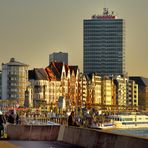 Düsseldorf: Nachmittags auf der Rheinpromenade