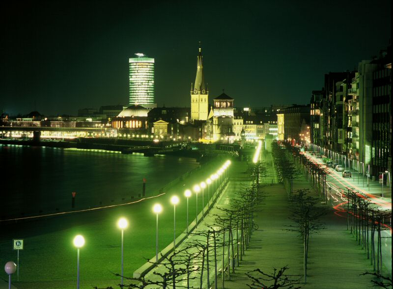 Düsseldorf Night