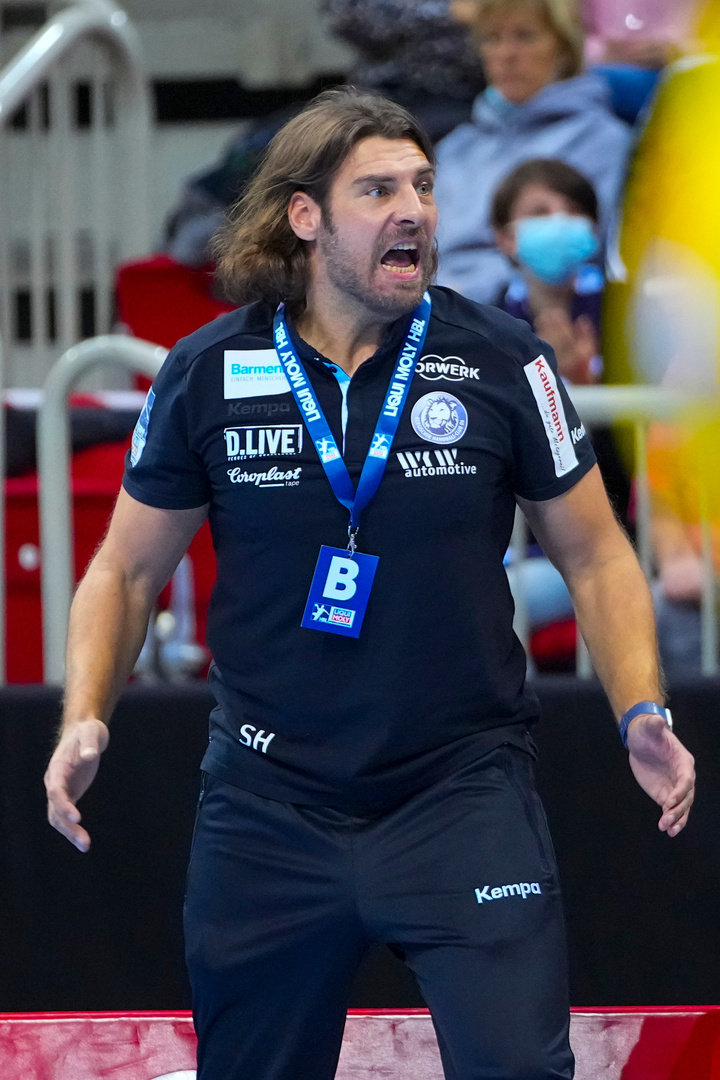 Duesseldorf, PSG Bank Dome , 1. Handball Bundesliga, BHC vs. SC Magdeburg, 18.12.2021.