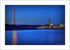 Düsseldorf  Rheinbrücke Oberkassel ...