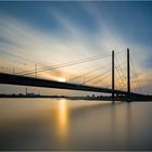 Düsseldorf Rheinkniebrücke 2022-01