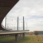 Düsseldorf Rheinkniebrücke