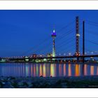 Düsseldorf  Rheinkniebrücke ...