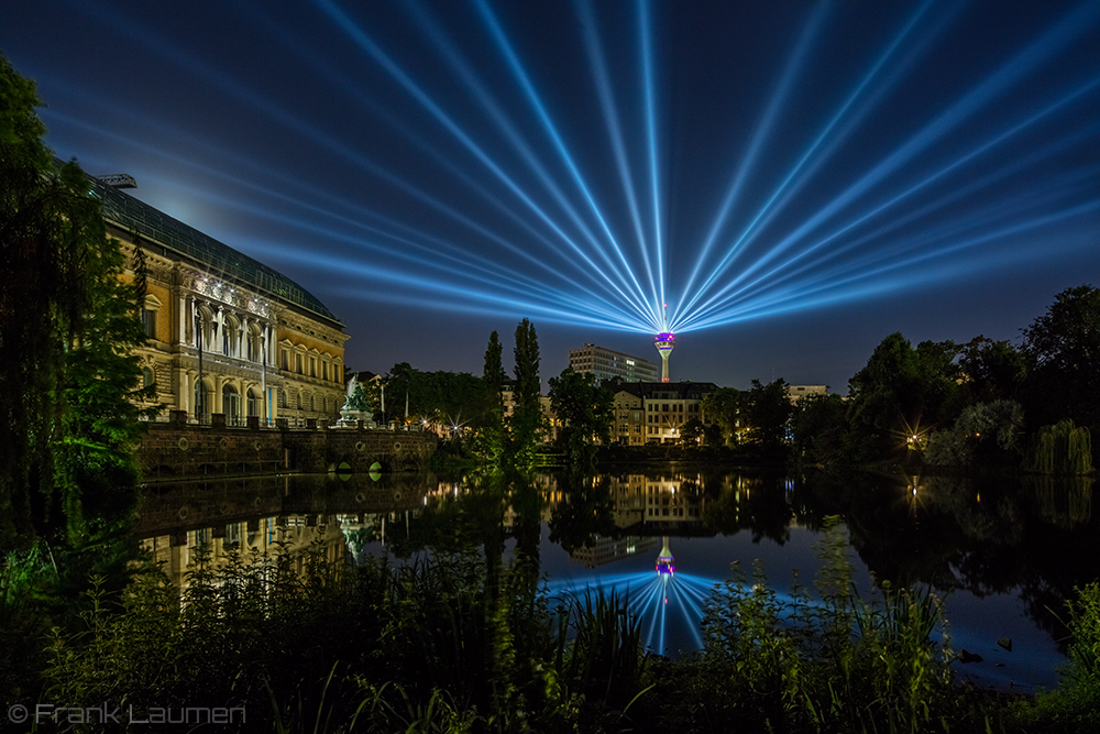 Düsseldorf - Rheinkomet 2017 mit Ständehaus