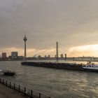 Düsseldorf - Rheinuferpromenade