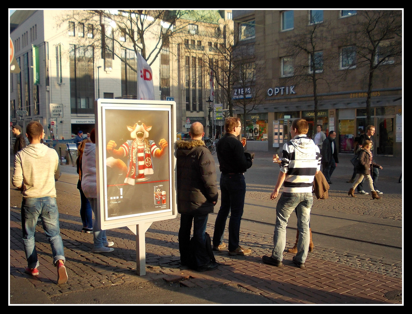 Düsseldorf: Samstagmittag in der Altstadt