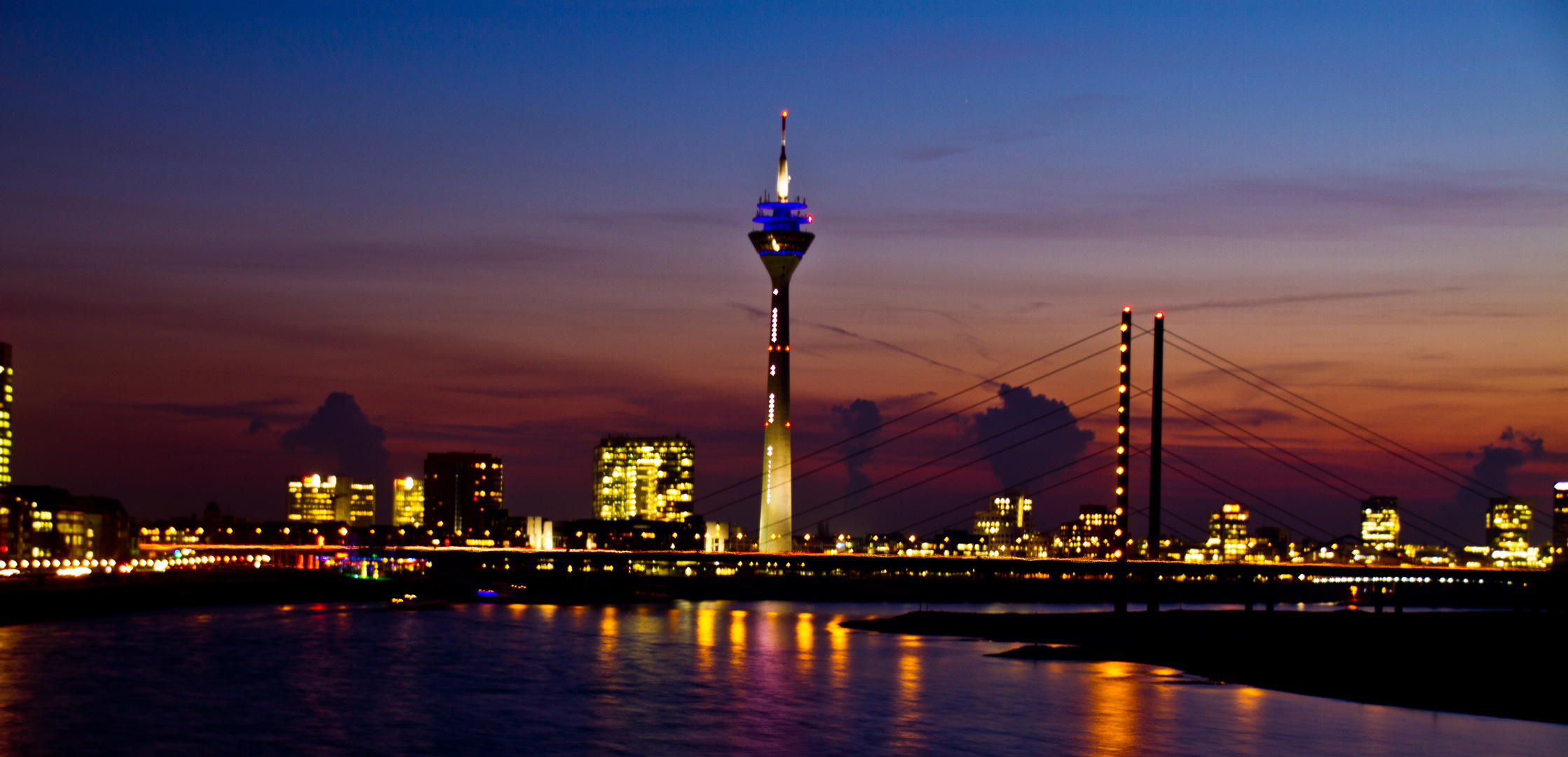 Bilder Düsseldorf Skyline Bilder Düsseldorf Skyline