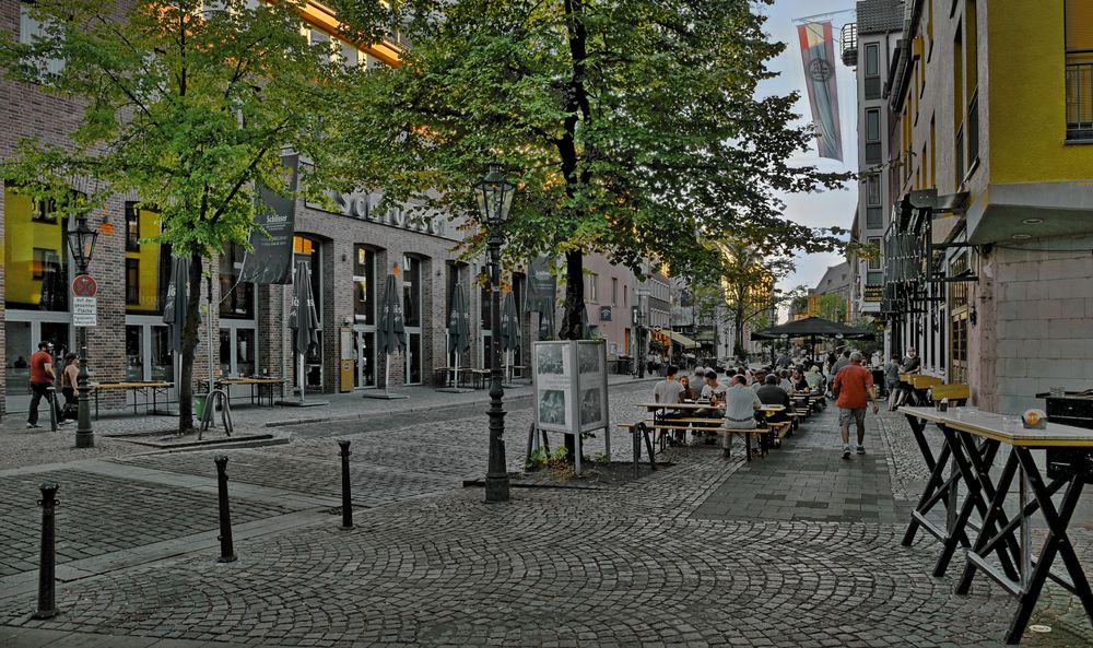  Düsseldorf - Spaziergang durch die Altstadt -