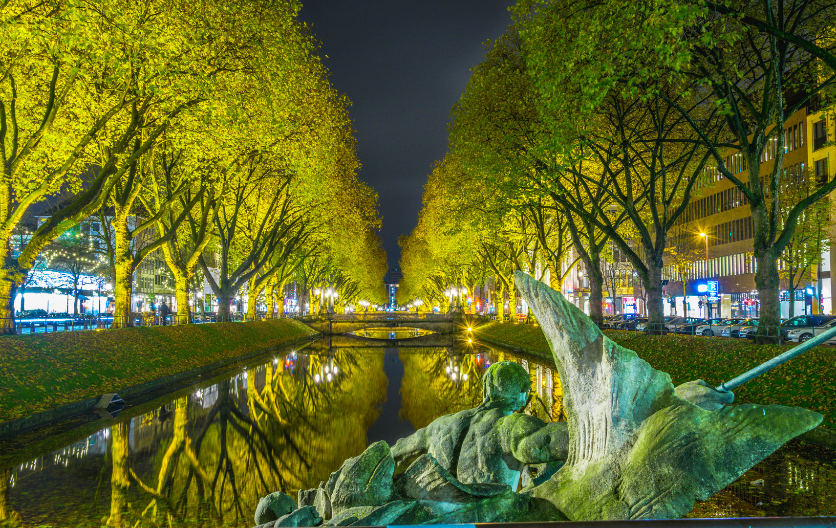 Düsseldorf Stadtgraben Bei Nacht