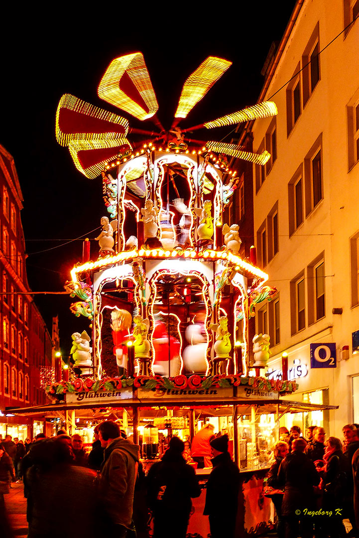 Düsseldorf - Weihnachtsmarkt - Altstadteingang