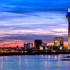 Düsseldorf zur blauen Stunde