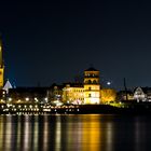 Düsseldorfer Altstadt bei Nacht