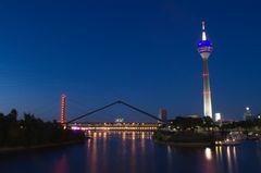 Düsseldorfer Hafeneinfahrt