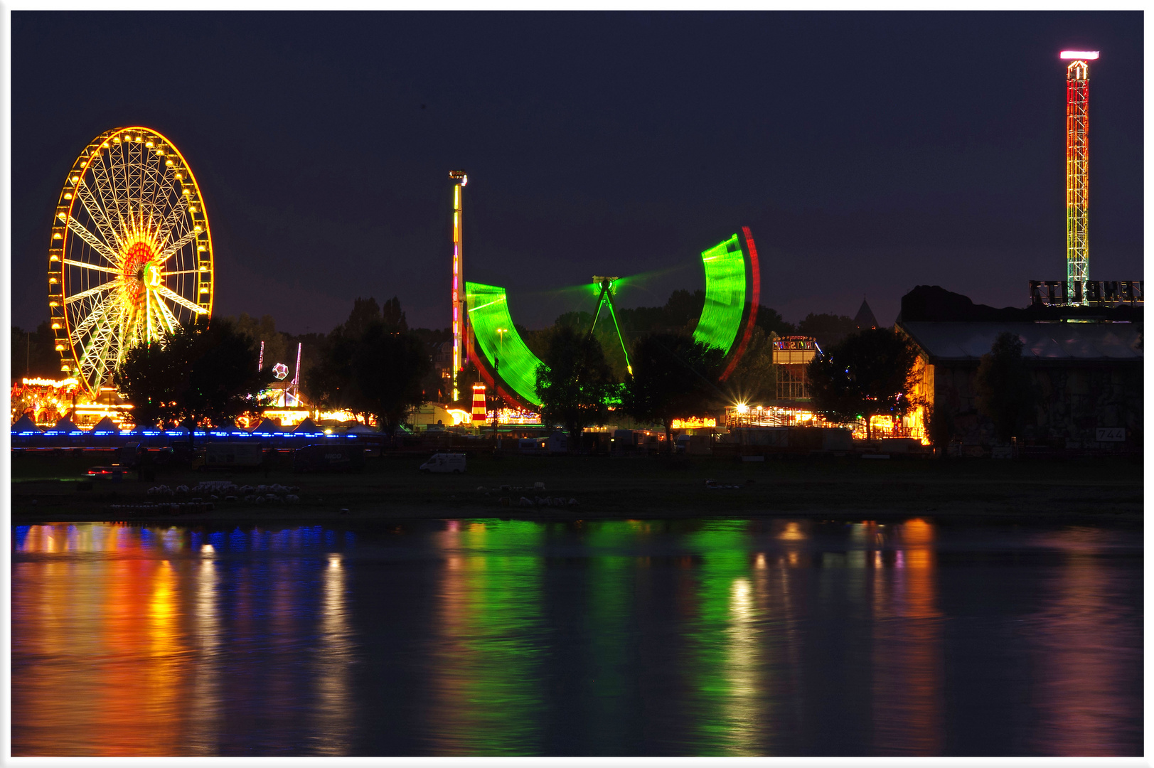 Düsseldorfer Kirmes (1)