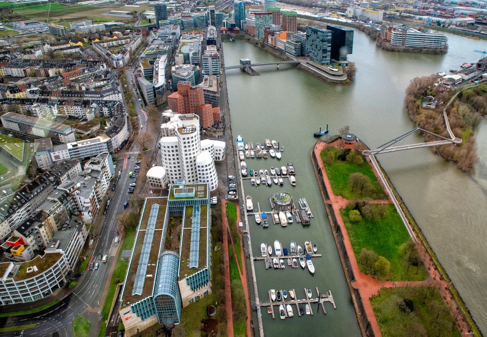 Düsseldorfer MedienHafen 