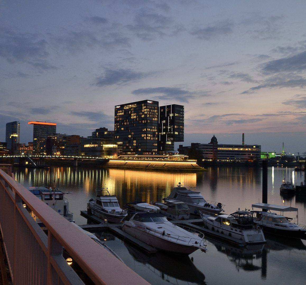 Düsseldorfer Medienhafen II