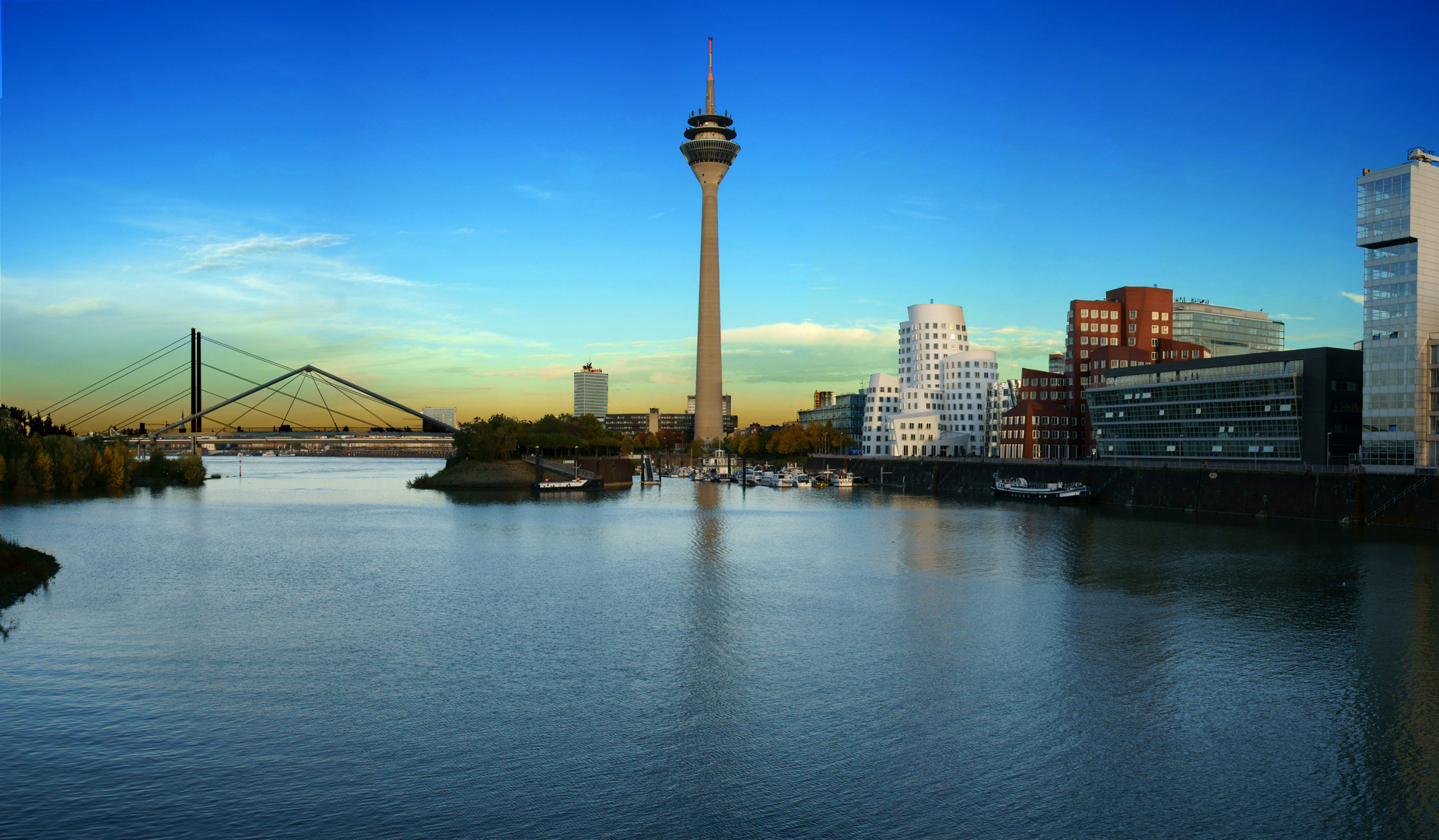 Düsseldorfer Medienhafen Panorama