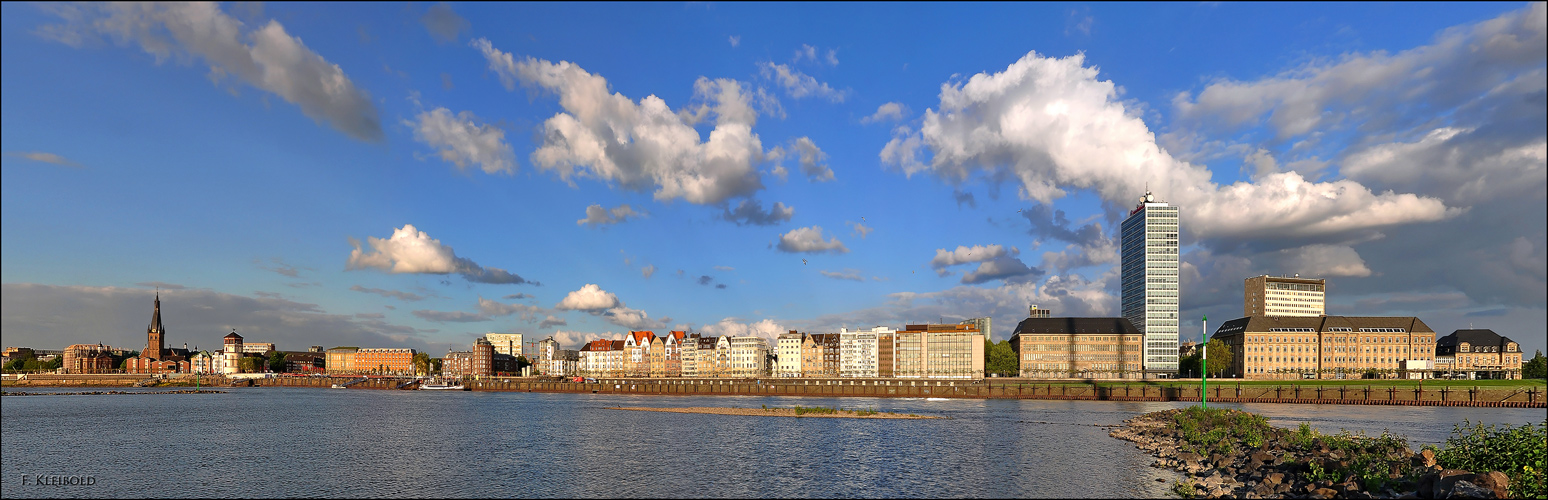 Düsseldorfer Rheinuferpromenade