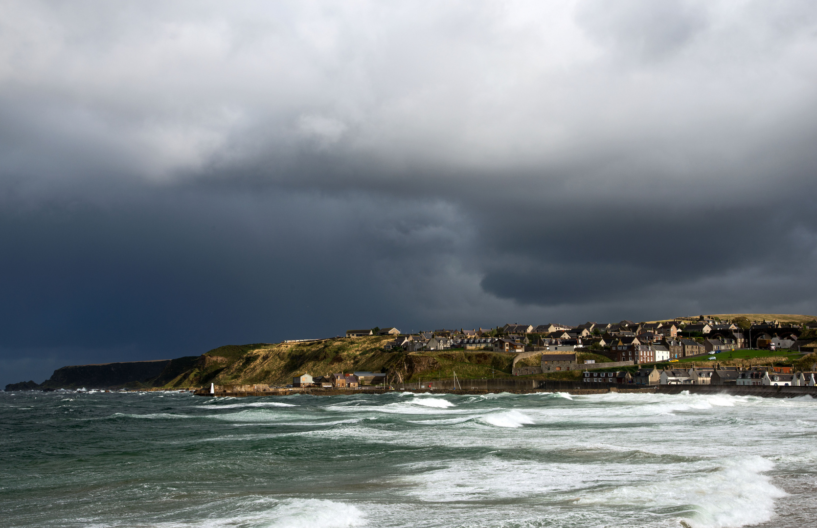 düster wolken über cullen_schottland II