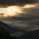 Düstere Abendstimmung am Chilchzimmersattel