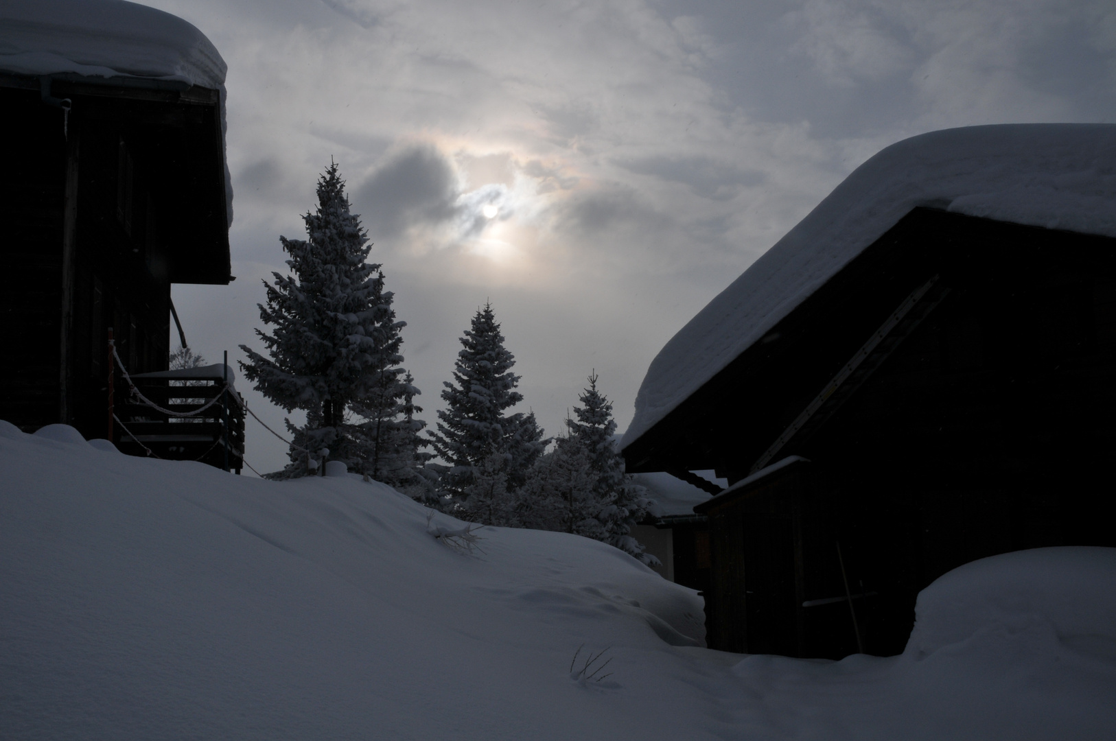 Düstere, herrliche Winterzeit