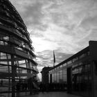 Düstere Wolken über dem Reichstag / Berlin....warum bloß ?