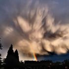 Düsterere Wolken und ein wenig Farbe