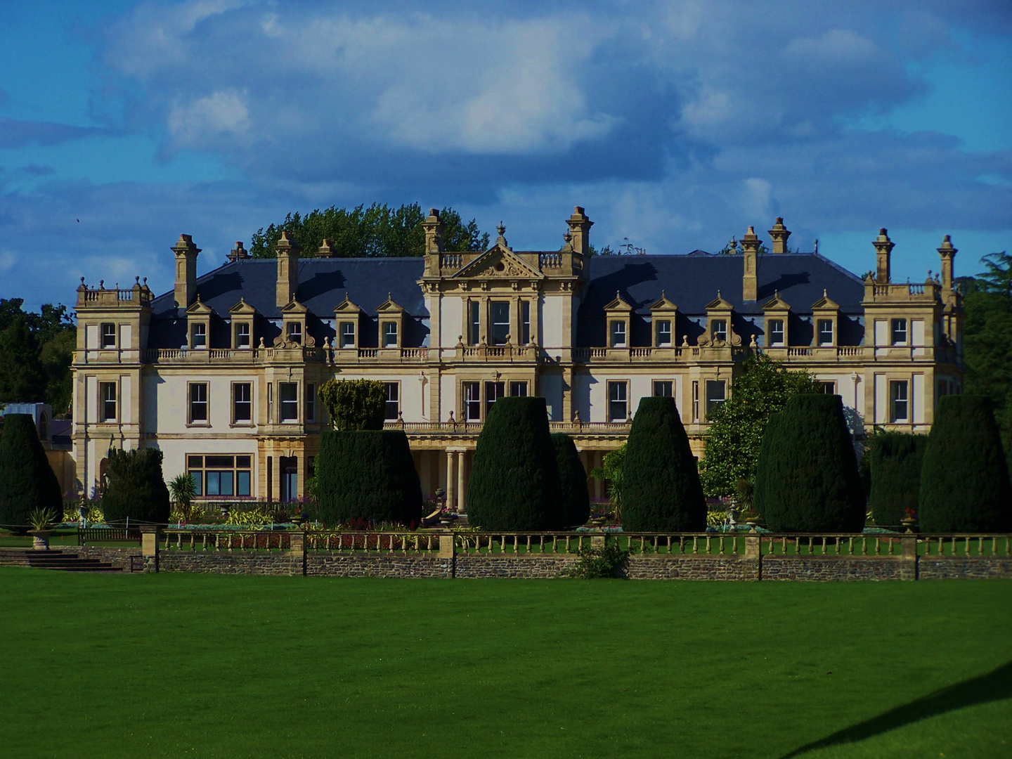 Duffryn house and gardens