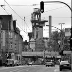 Duisburg Beek: Hütte im Stadtbild