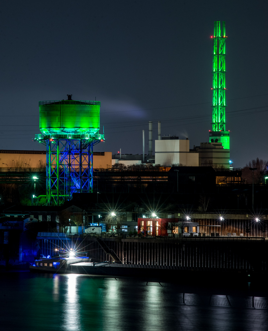 Duisburg bei Nacht