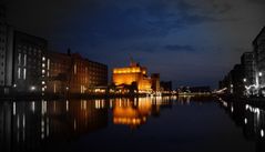 Duisburg bei Nacht