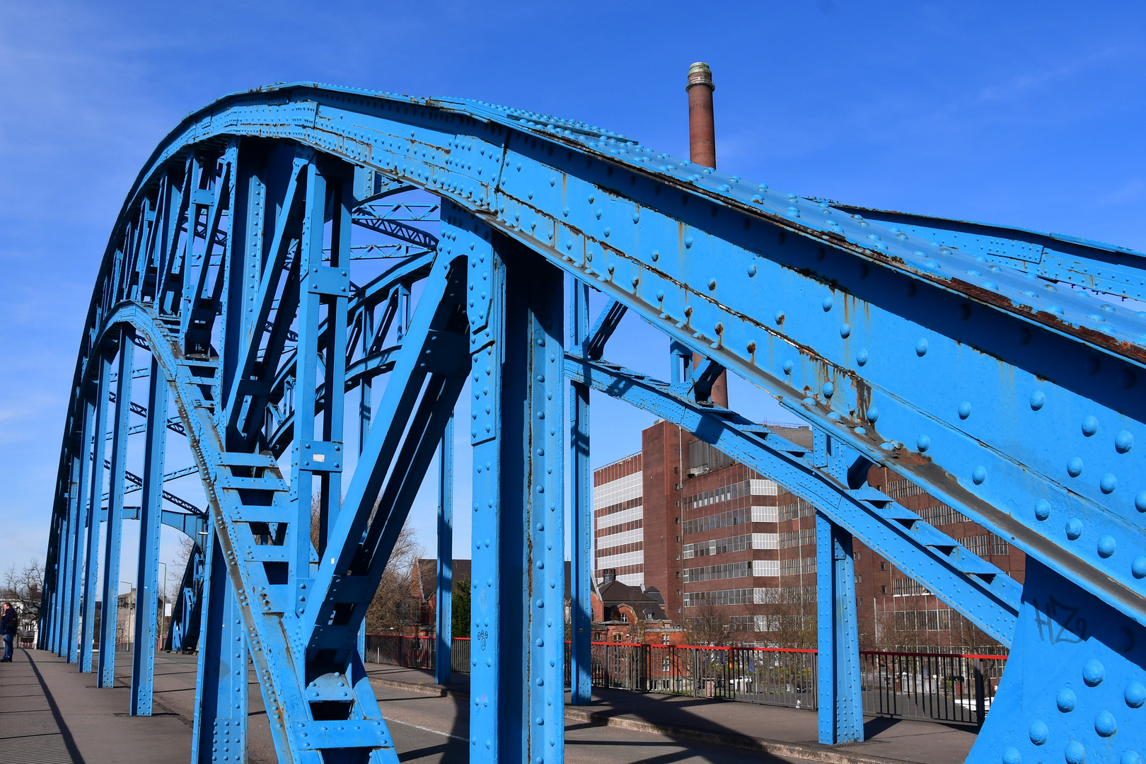 Duisburg - Brücke über den Eisenbahnhafen