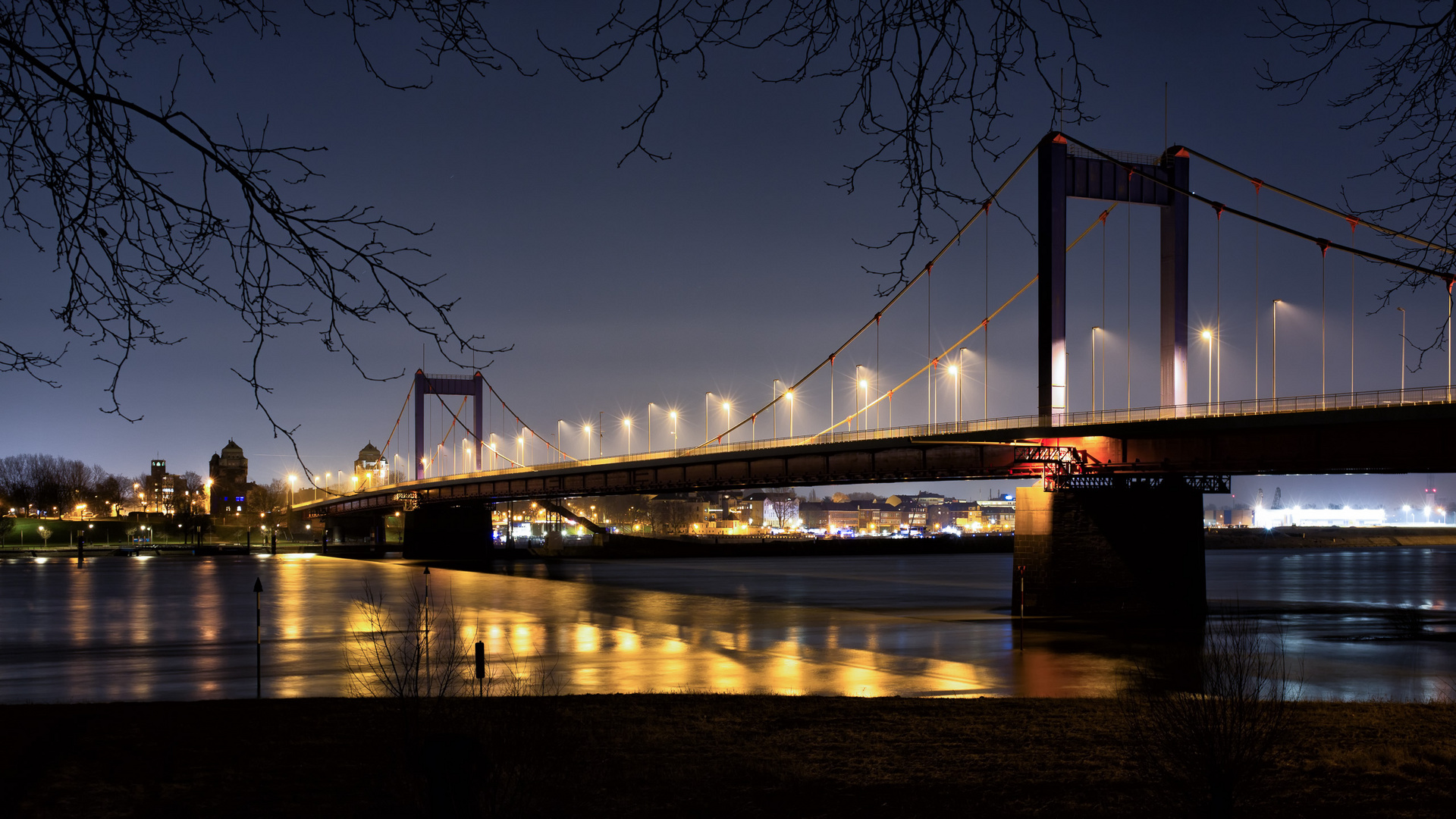 Duisburg, Friedrich-Ebert-Brücke