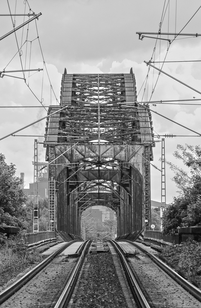 Duisburg - Haus Knipp Brücke