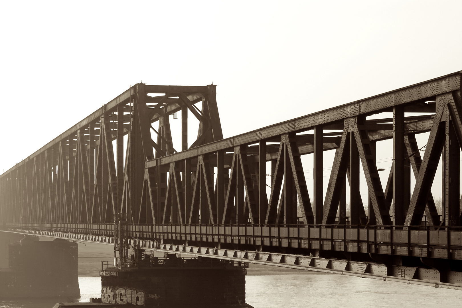 Duisburg-Hochfelder Brücke