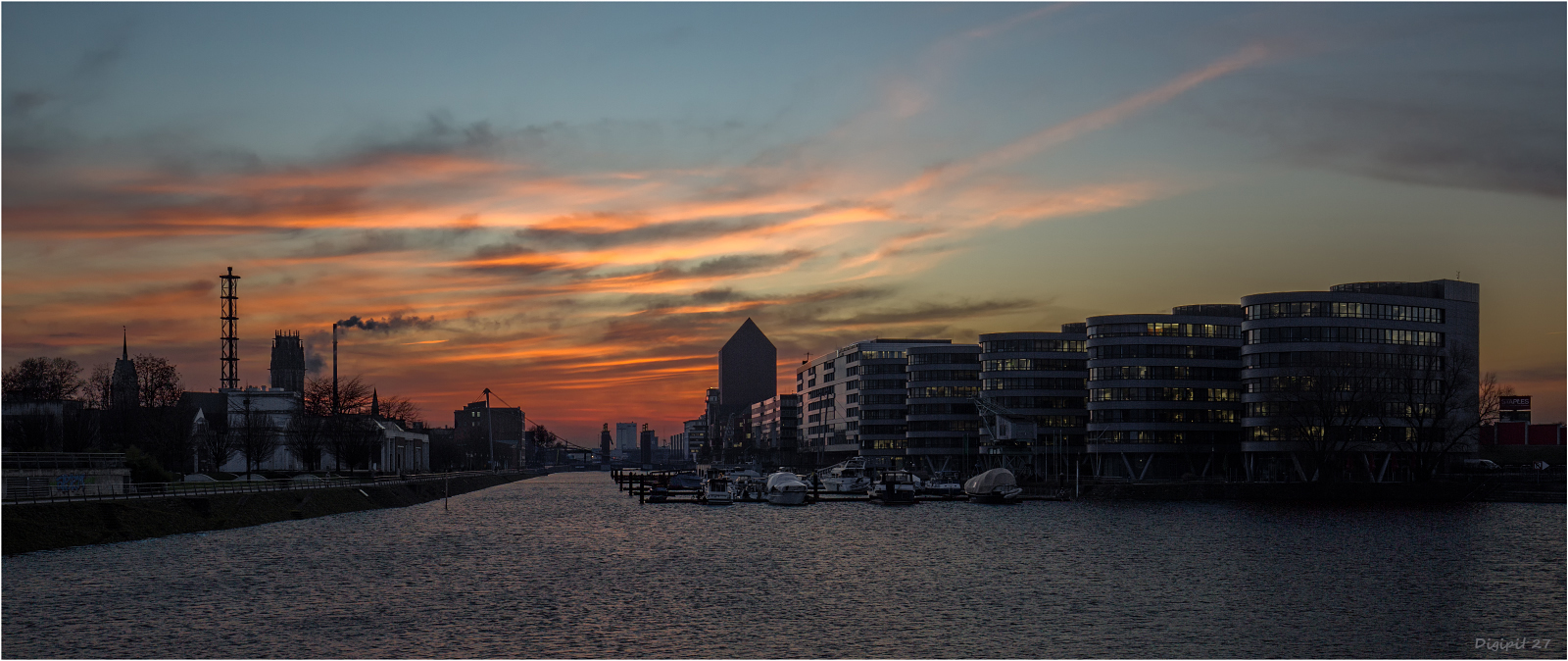 Duisburg Innenhafen 2018-01