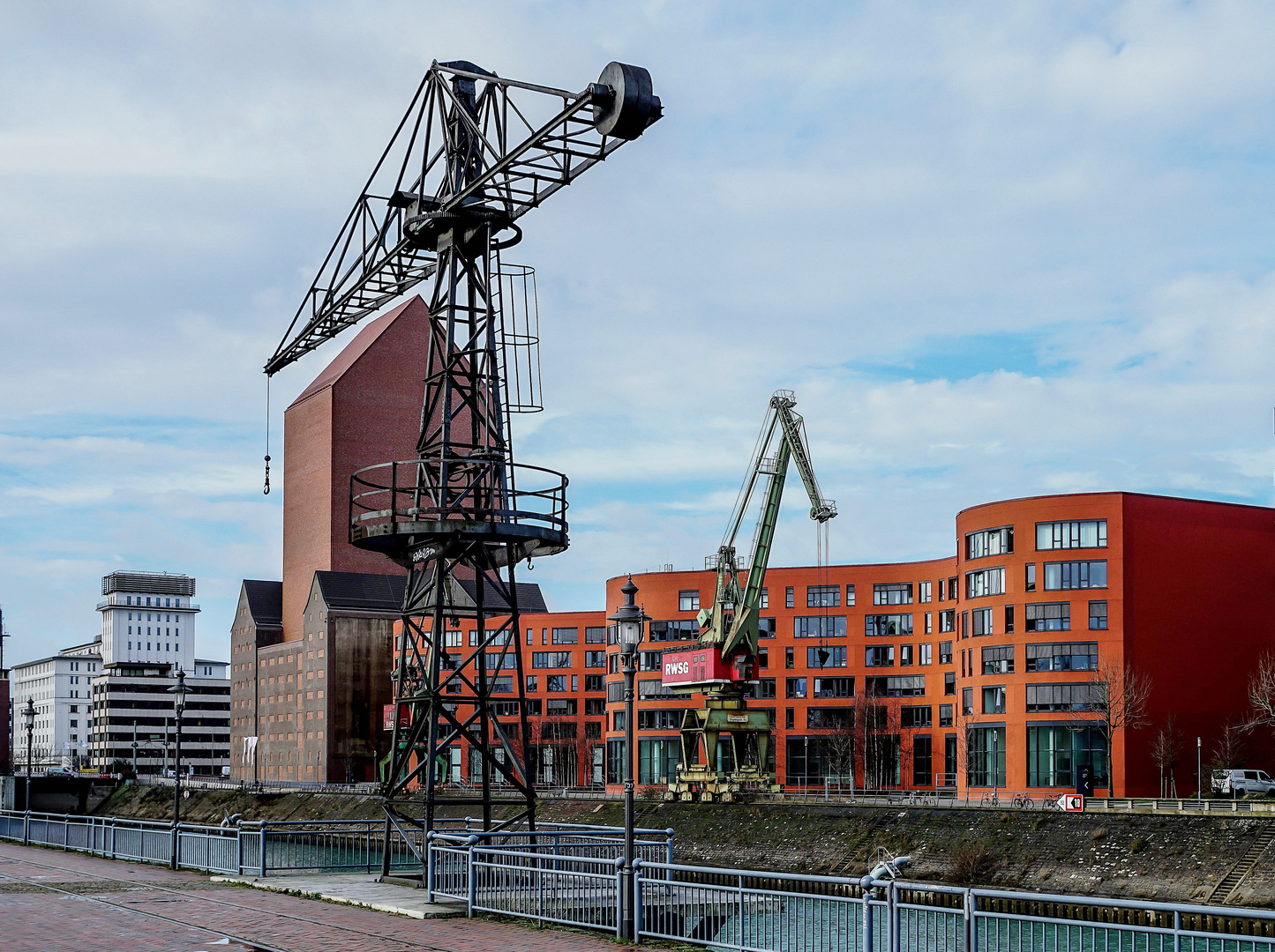 Duisburg Innenhafen (4)