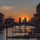 ^^ Duisburg Innenhafen, Blick Richtung Schwanentorbrücke ^^