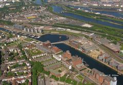 Duisburg Innenhafen, Blick von SW