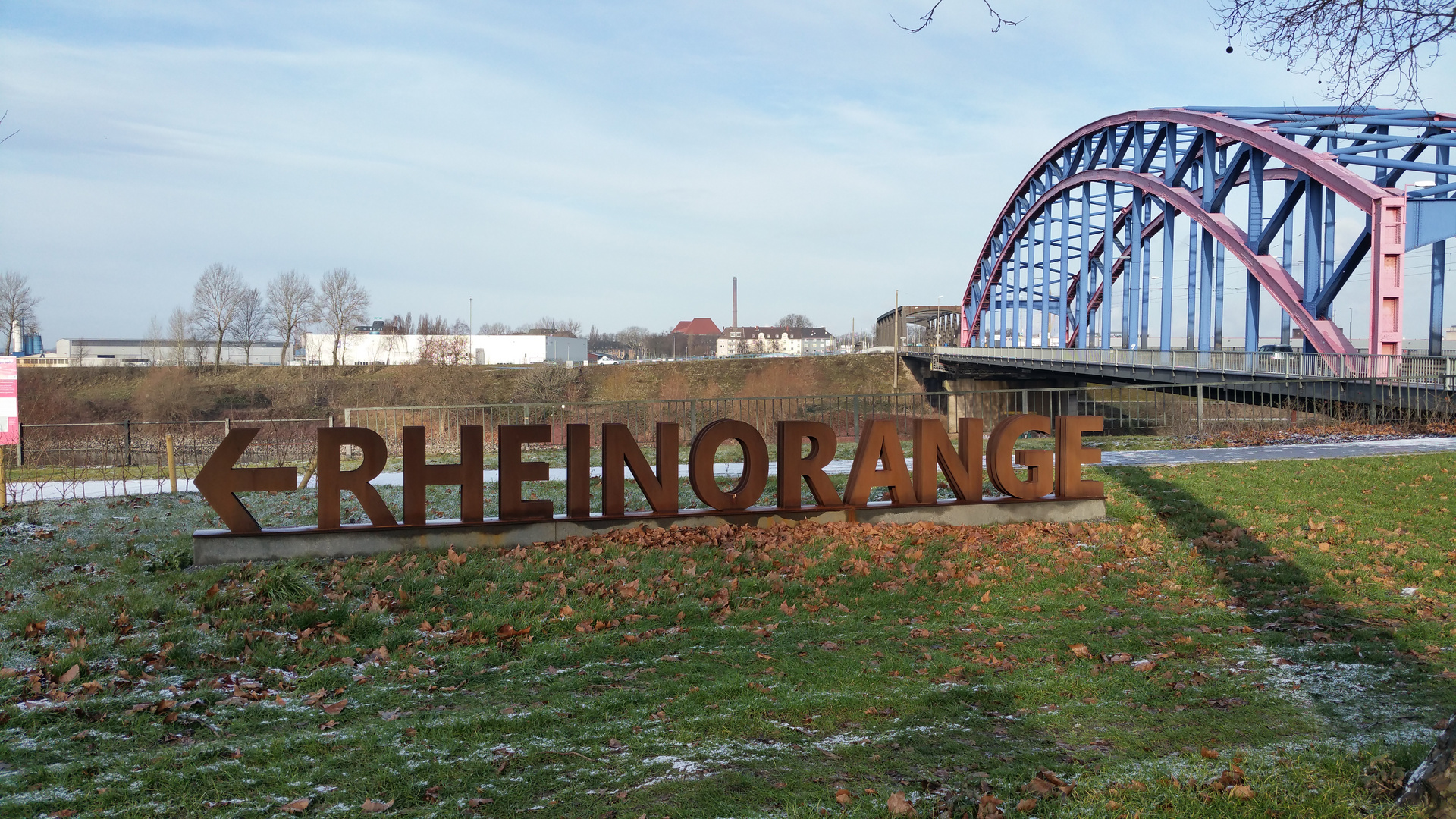 Duisburg Kasslerfeld, Rtg. Ruhrmündung