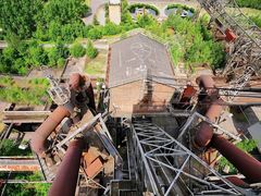 Duisburg Nord Industriepark 6 " Der Blick auf die Beschickung des Ofens"