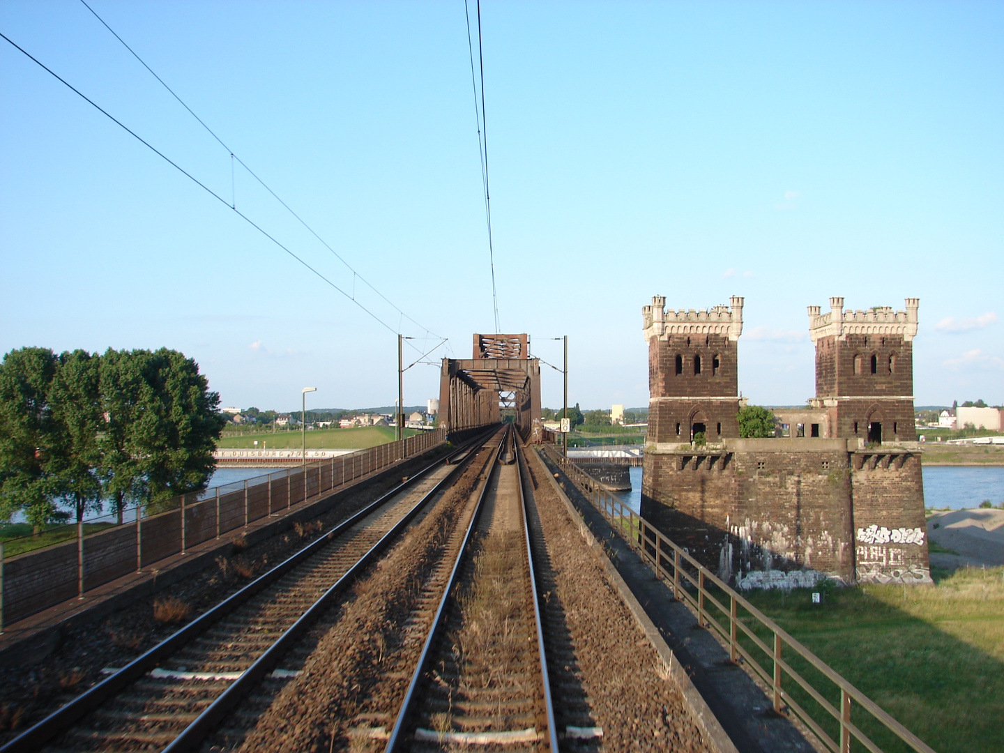 Duisburg Rheinhausen Richtung Duisburg Hochfeld