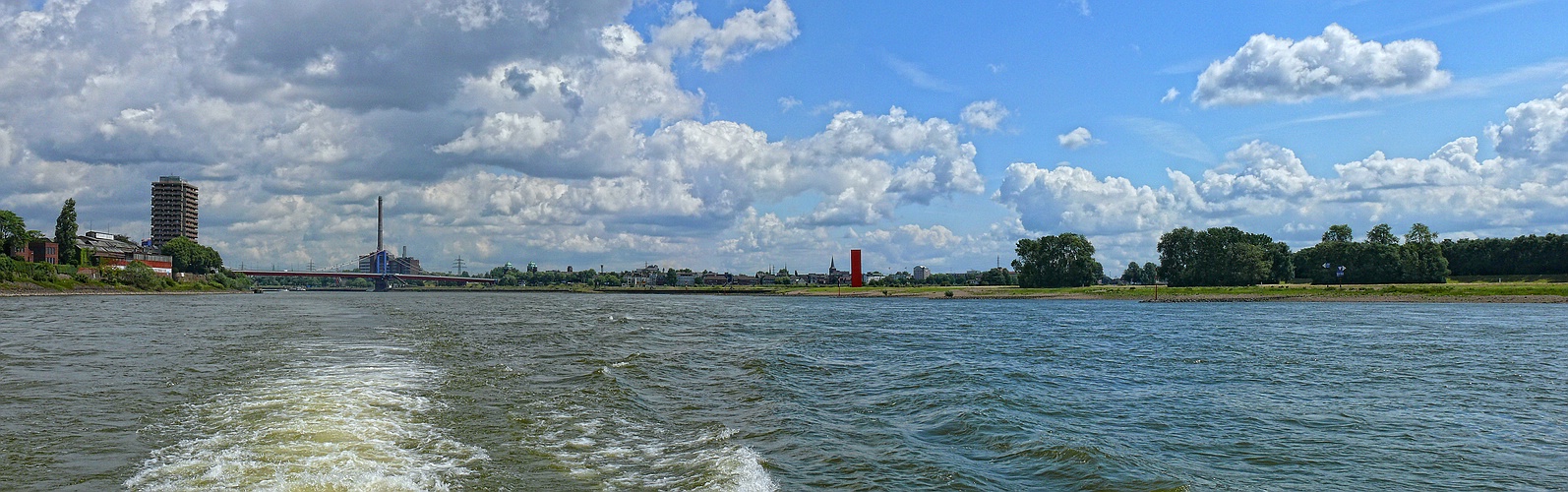 Duisburg ~ Rheinpanorama mit Friedrich-Ebert-Brücke und der Ruhrmündung