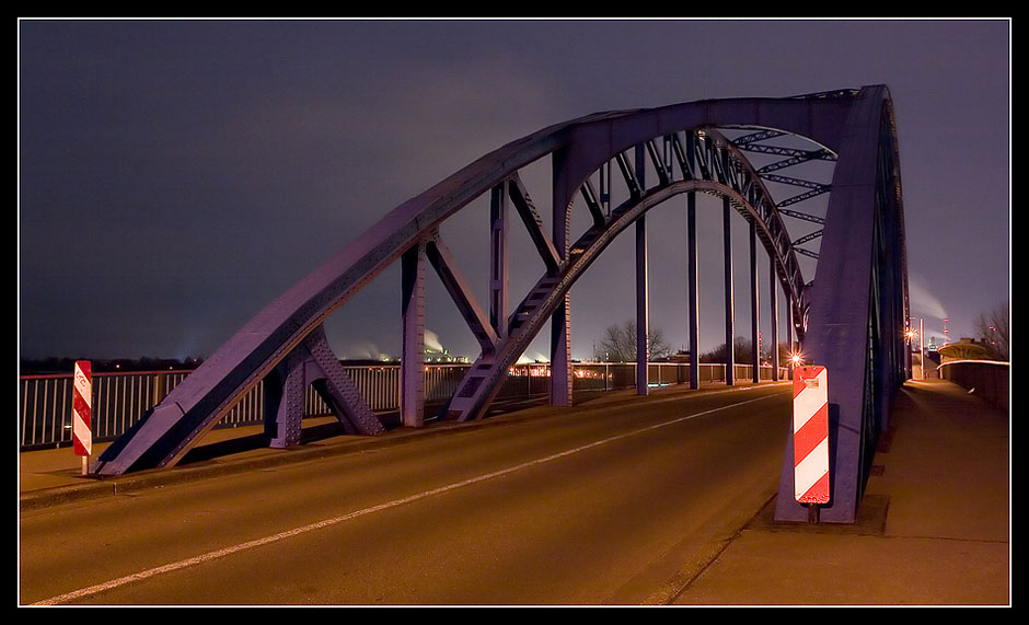 Duisburg-Ruhrort- Bassinbrücke