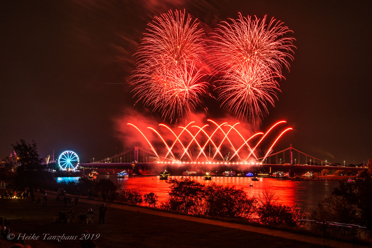 Duisburg-Ruhrort Hafenfest - Feuerwerk I