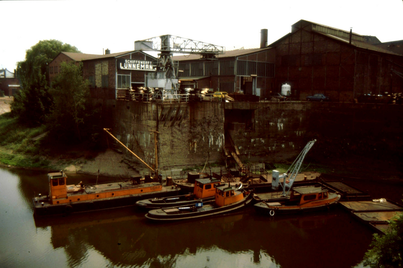 Duisburg-Ruhrort Schiffswerft Lünnemann