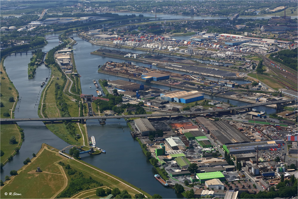 Duisburg-Ruhrorter Häfen