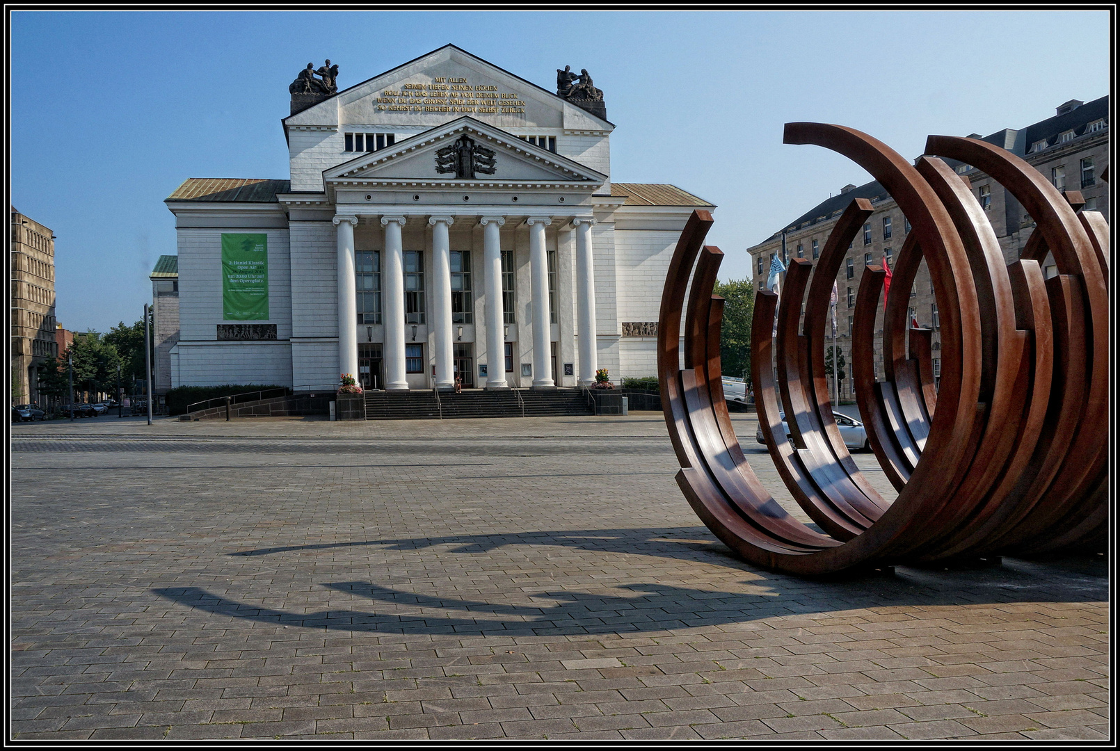 Duisburg - Theaterplatz