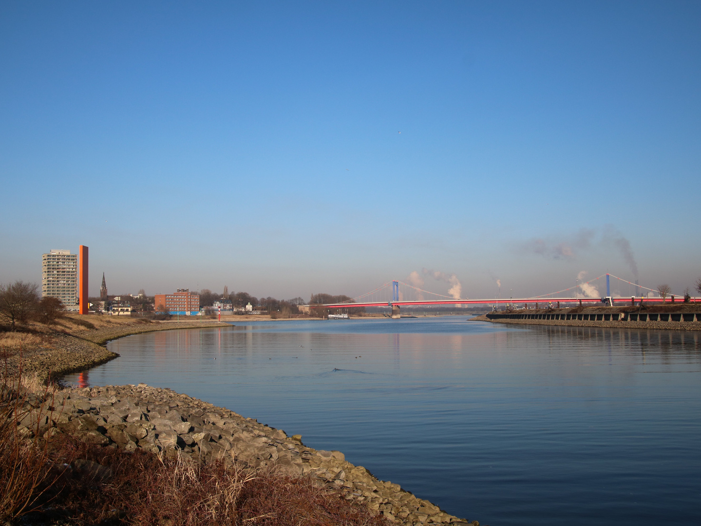 Duisburger Hafen - Rheinorange 